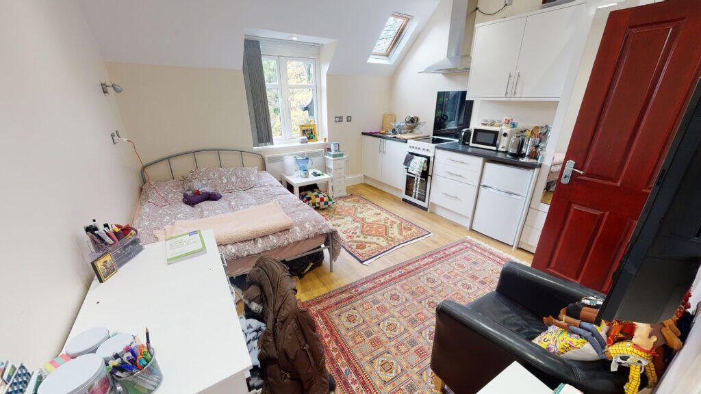 4 bed Studio for rent in Birmingham. From Easy Lettings (Birmingham) Ltd - Birmingham 4 bed Studio for rent in Birmingham. From Easy Lettings (Birmingham) Ltd - Birmingham