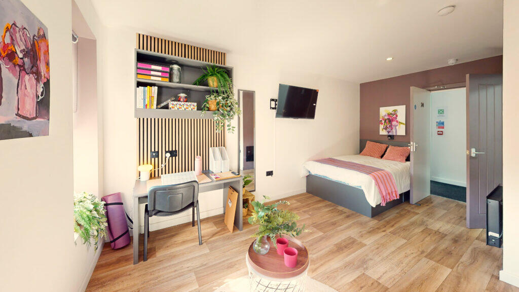 0 bed Studio for rent in Headley Heath. From Easy Lettings (Birmingham) Ltd - Birmingham