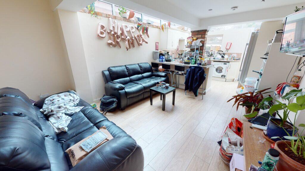 6 bed Detached for rent in Birmingham. From Easy Lettings (Birmingham) Ltd - Birmingham