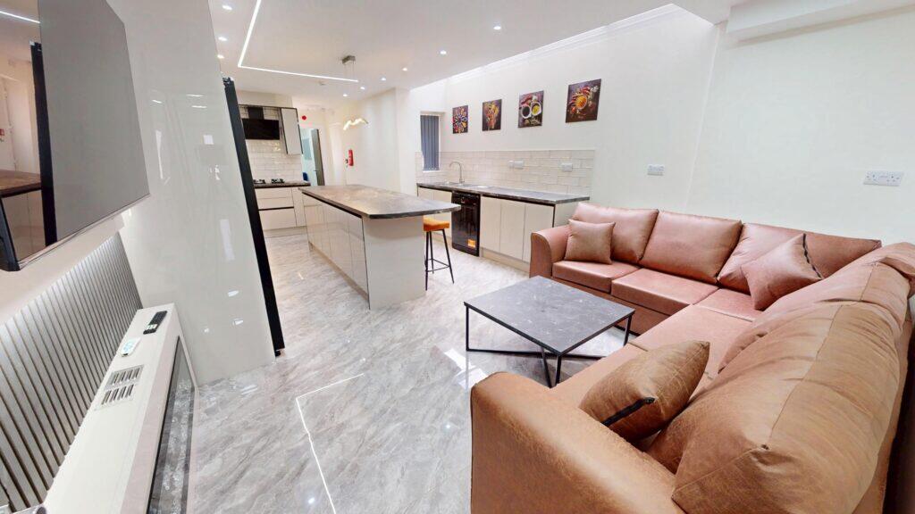 6 bed Detached for rent in Birmingham. From Easy Lettings (Birmingham) Ltd - Birmingham