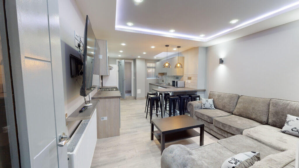 6 bed Detached for rent in Birmingham. From Easy Lettings (Birmingham) Ltd - Birmingham