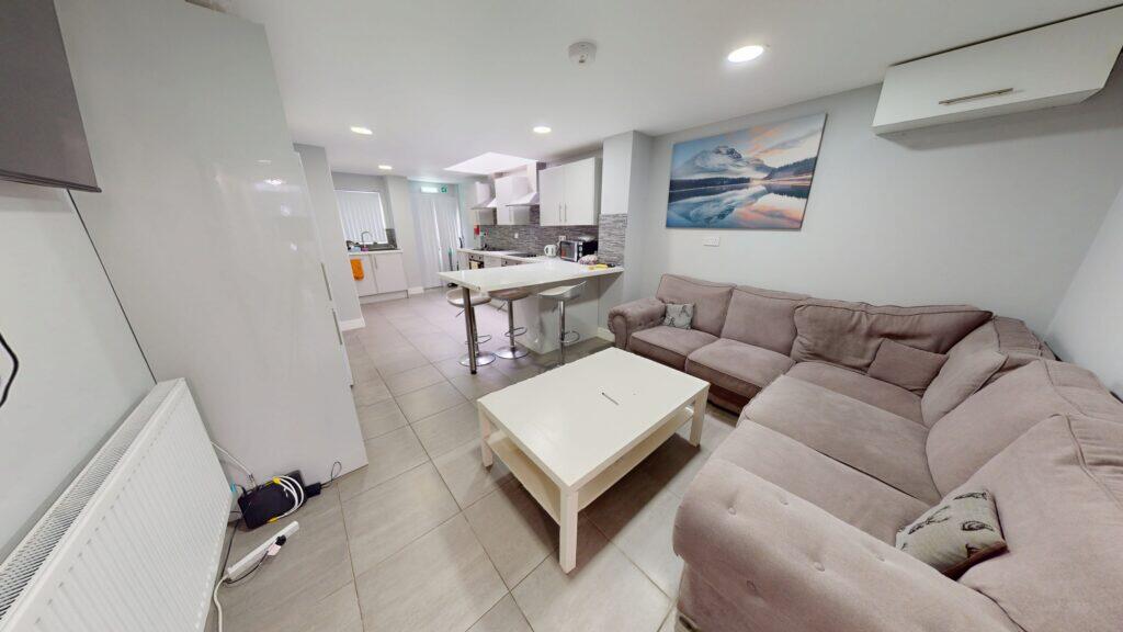6 bed Detached for rent in Birmingham. From Easy Lettings (Birmingham) Ltd - Birmingham