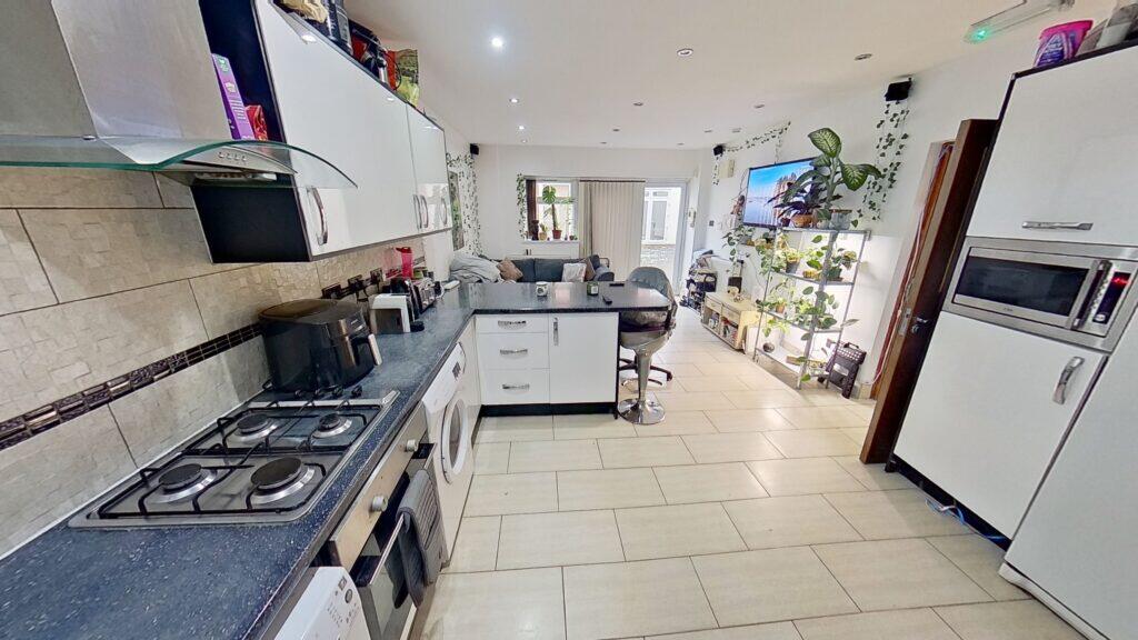 6 bed Detached for rent in Birmingham. From Easy Lettings (Birmingham) Ltd - Birmingham