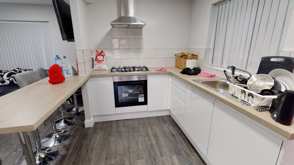 5 bed Detached for rent in Birmingham. From Easy Lettings (Birmingham) Ltd - Birmingham