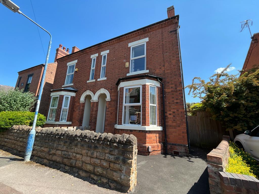 4 bed Detached for rent in West Bridgford. From Frank Innes - Bingham 4 bed Detached for rent in West Bridgford. From Frank Innes - Bingham