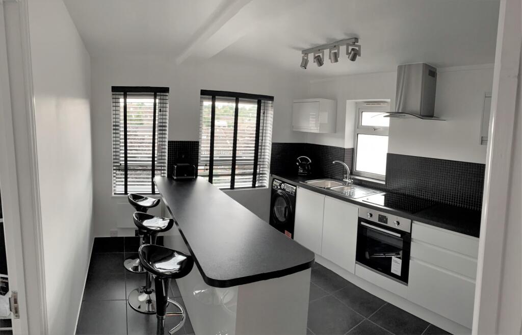 3 bed 1st Floor Flat for rent in Winchester. From Goadsby - Winchester