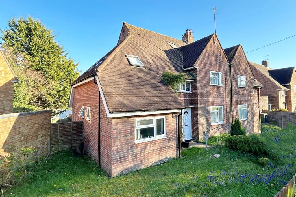 7 bed Semi Detached for rent in Harestock. From Goadsby - Winchester