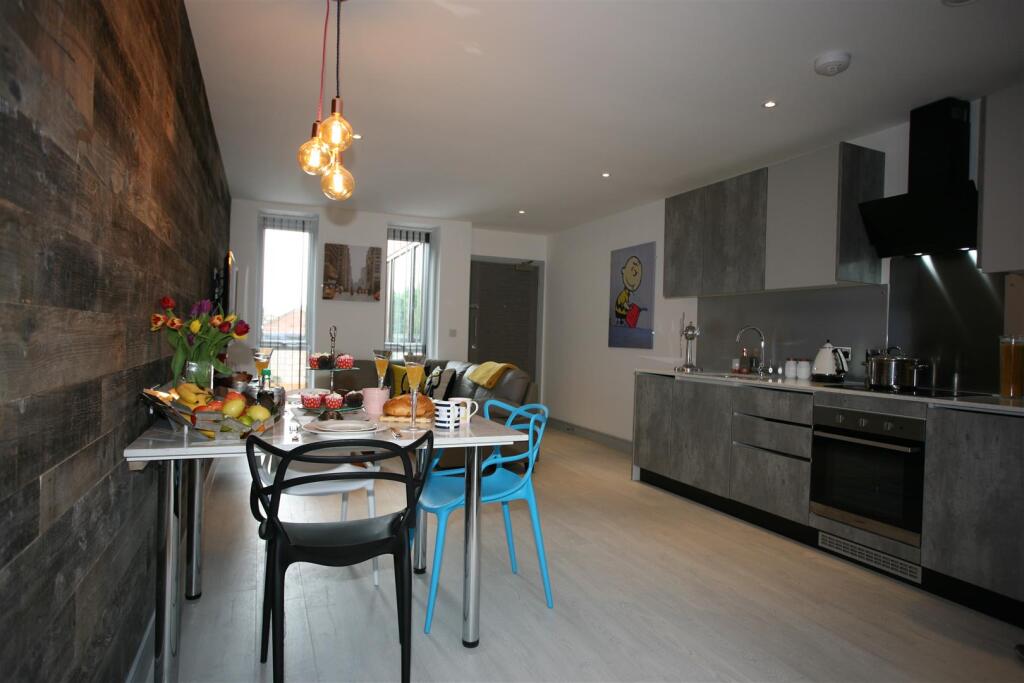 1 bed House Share for rent in Birmingham. From Direct Housing - Birmingham