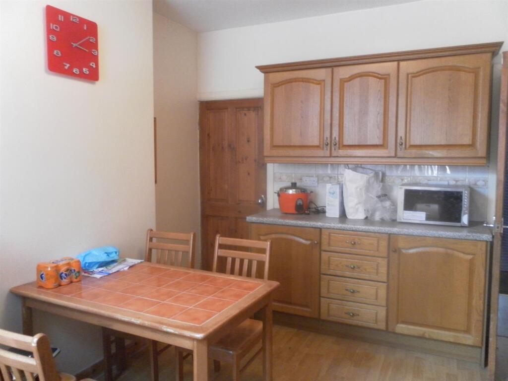 3 bed Mid Terraced House for rent in Birmingham. From Direct Housing - Birmingham