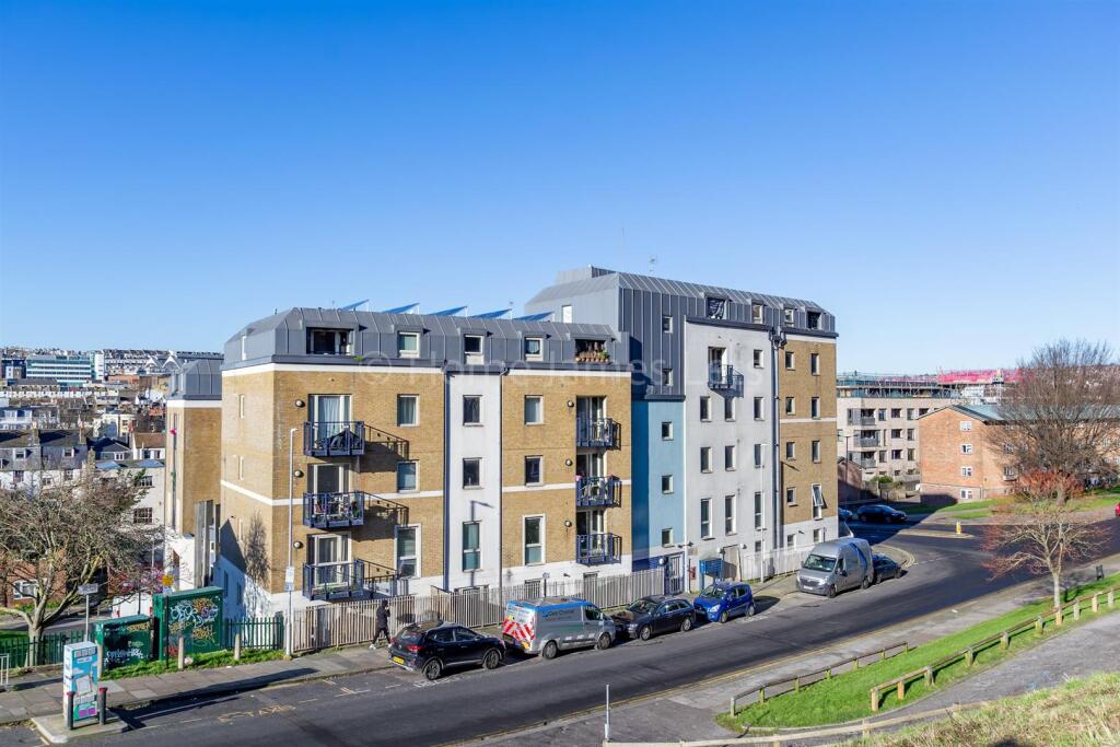 2 bed Apartment for rent in Ovingdean. From Home James Lets - Brighton
