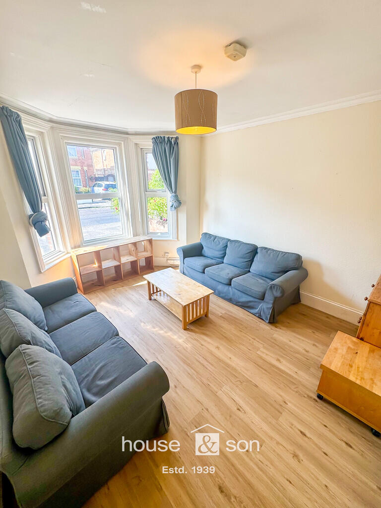 6 bed Detached for rent in Bournemouth. From House & Son - Winton