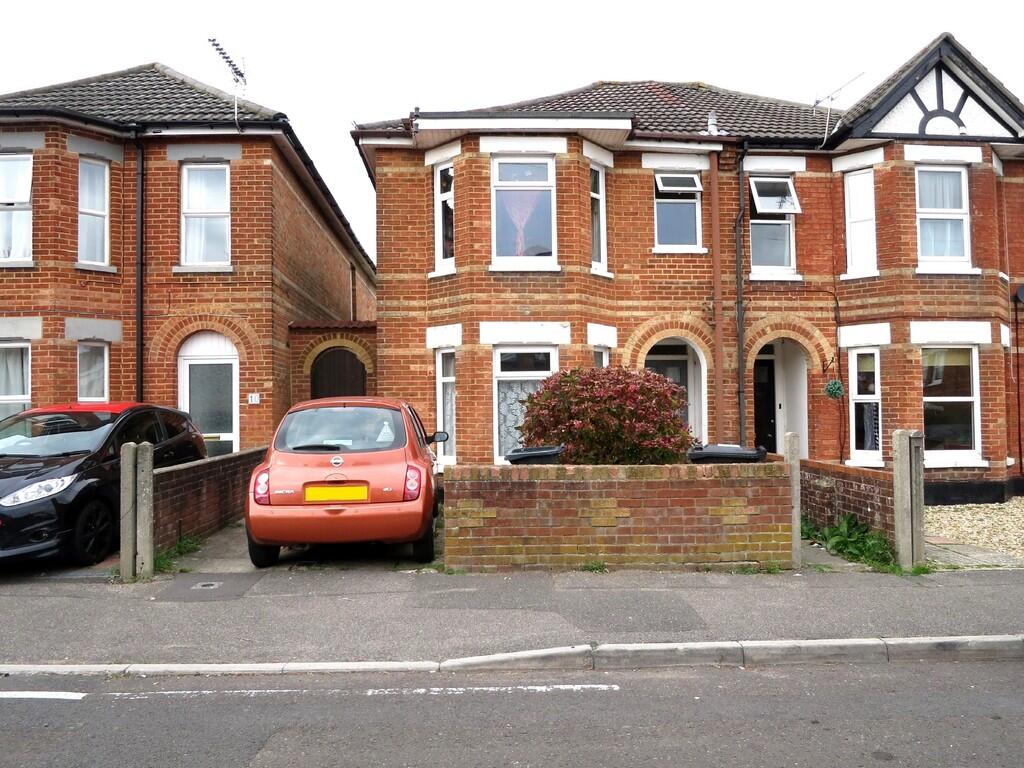 4 bed Detached for rent in Bournemouth. From House & Son - Winton