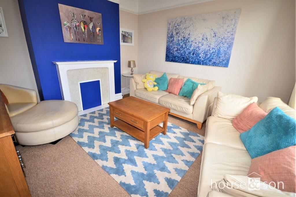 1 bed Detached for rent in Bournemouth. From House & Son - Winton