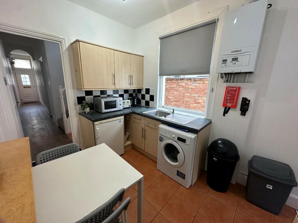 4 bed House Share for rent in Portsmouth. From Days Lettings Ltd - Southsea