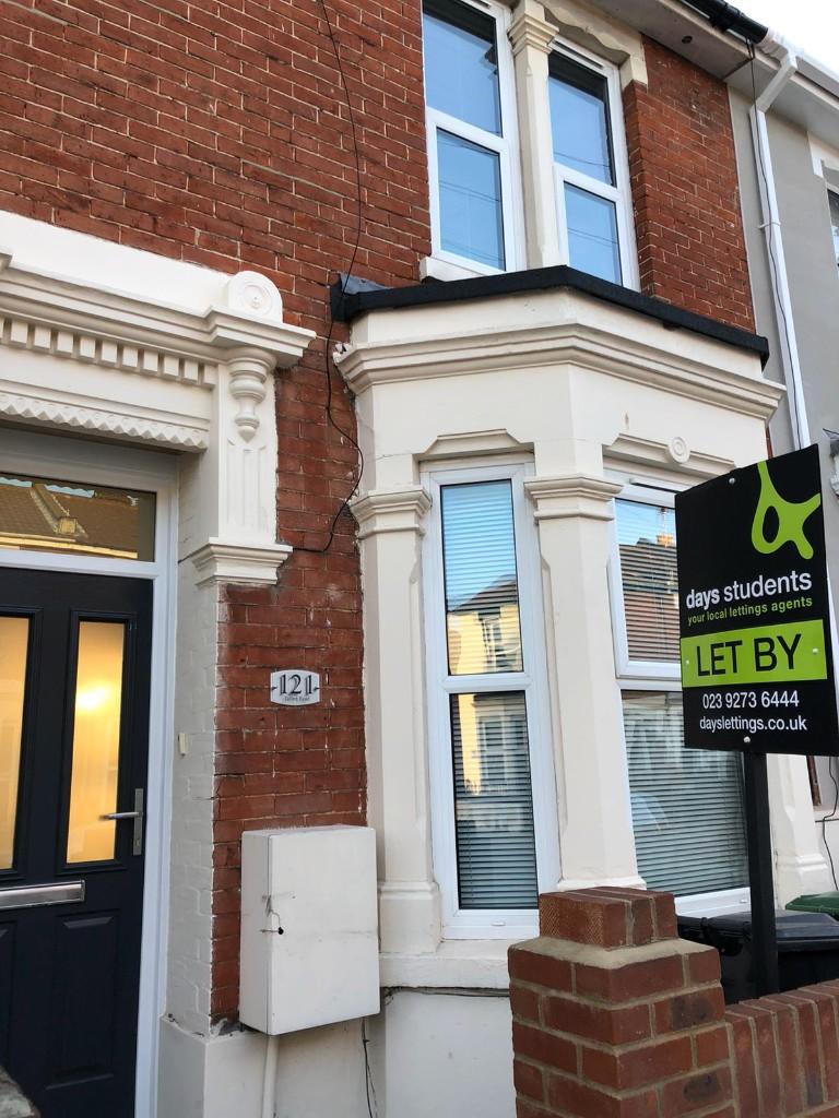4 bed Mid Terraced House for rent in Portsmouth. From Days Lettings Ltd - Southsea