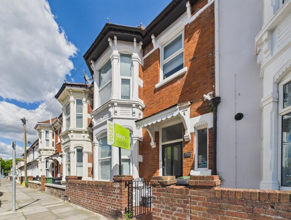 5 bed HMO for rent in Portsmouth. From Days Lettings Ltd - Southsea