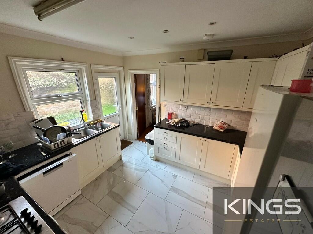 7 bed Semi Detached for rent in Southampton. From Kings Estates - Southampton 7 bed Semi Detached for rent in Southampton. From Kings Estates - Southampton