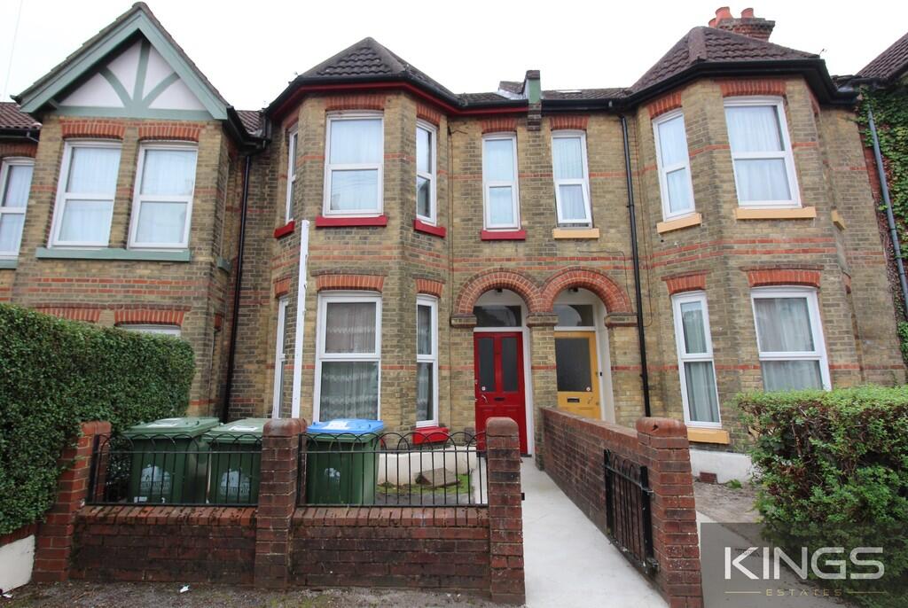7 bed Mid Terraced House for rent in Southampton. From Kings Estates - Southampton 7 bed Mid Terraced House for rent in Southampton. From Kings Estates - Southampton