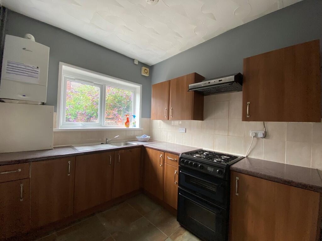 5 bed Mid Terraced House for rent in Southampton. From Kings Estates - Southampton 5 bed Mid Terraced House for rent in Southampton. From Kings Estates - Southampton