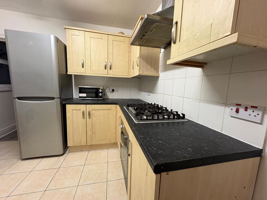 6 bed Semi Detached for rent in Southampton. From Kings Estates - Southampton