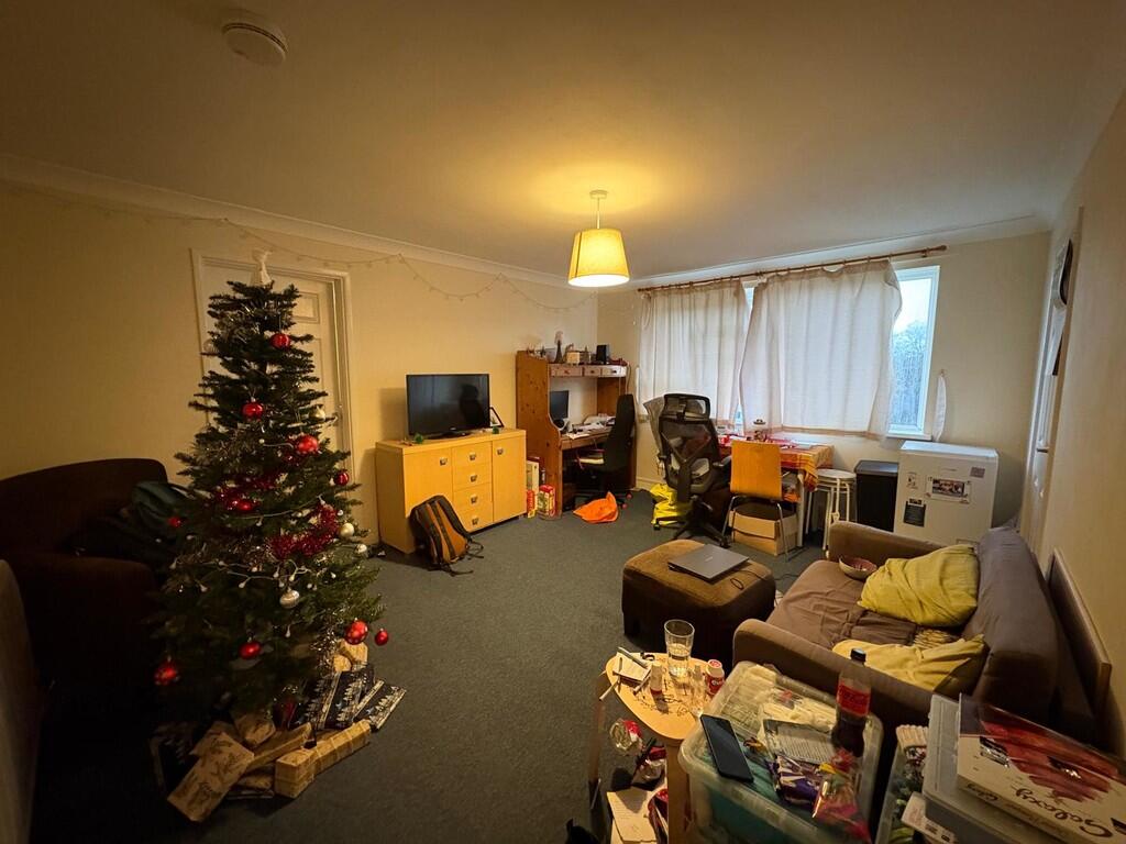 1 bed 1st Floor Flat for rent in Southampton. From Kings Estates - Southampton