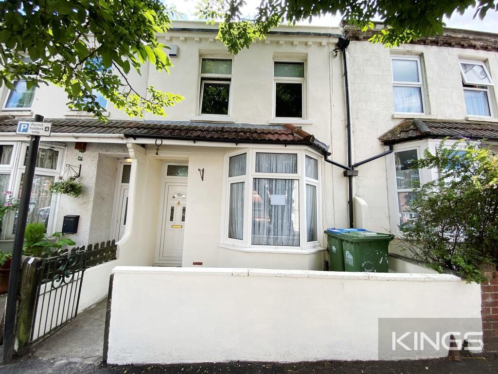 4 bed Mid Terraced House for rent in Southampton. From Kings Estates - Southampton