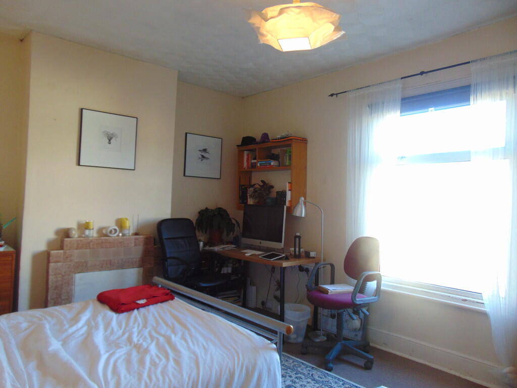 4 bed Semi Detached for rent in Southampton. From Kings Estates - Southampton