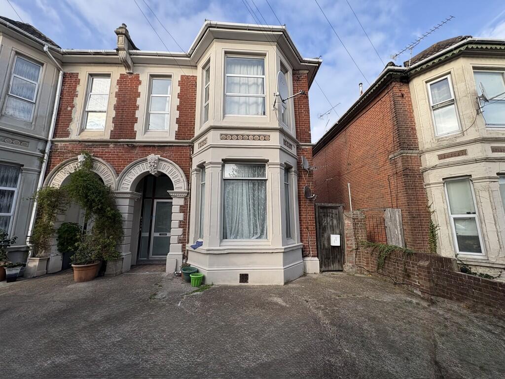 4 bed Studio for rent in Southampton. From Kings Estates - Southampton
