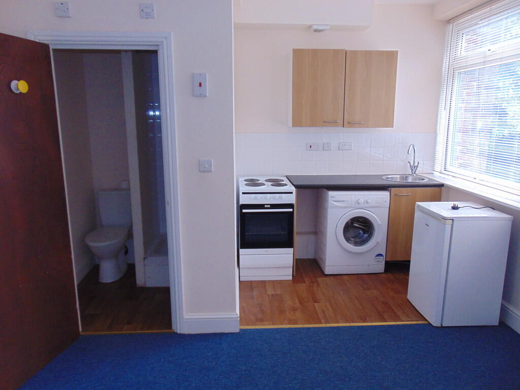 4 bed Studio for rent in Southampton. From Kings Estates - Southampton