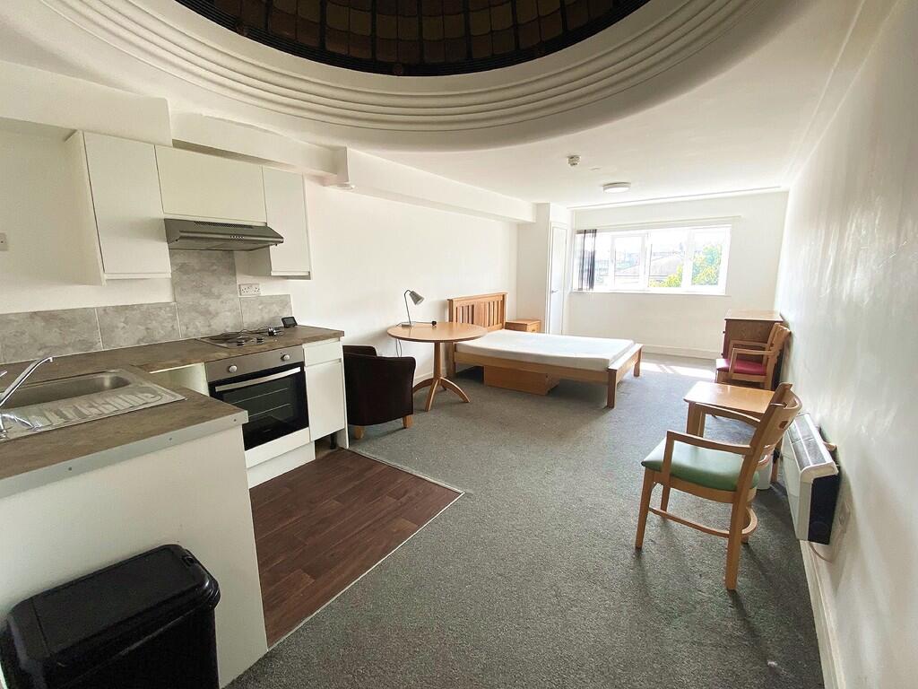 4 bed Studio for rent in Portsmouth. From Kings Estates - Southsea