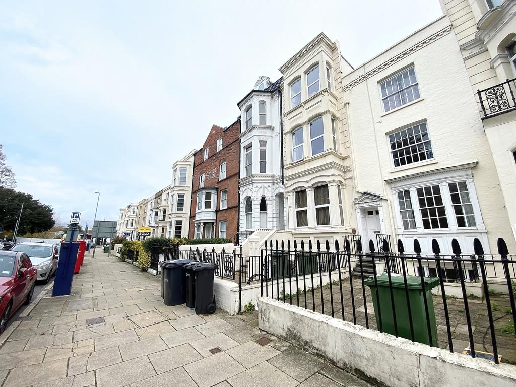 8 bed Mid Terraced House for rent in Portsmouth. From Kings Estates - Southsea 8 bed Mid Terraced House for rent in Portsmouth. From Kings Estates - Southsea
