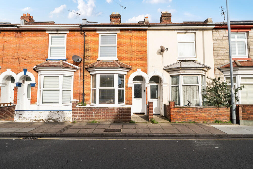 3 bed Mid Terraced House for rent in Portsmouth. From Kings Estates - Southsea