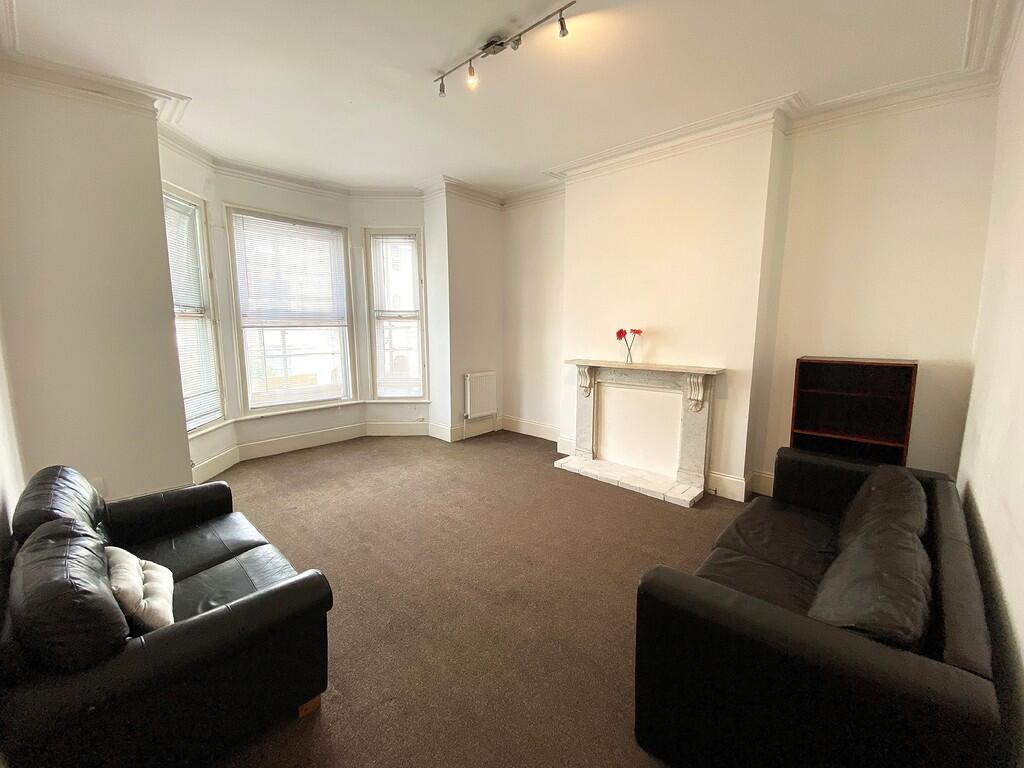 2 bed 1st Floor Flat for rent in Portsmouth. From Kings Estates - Southsea