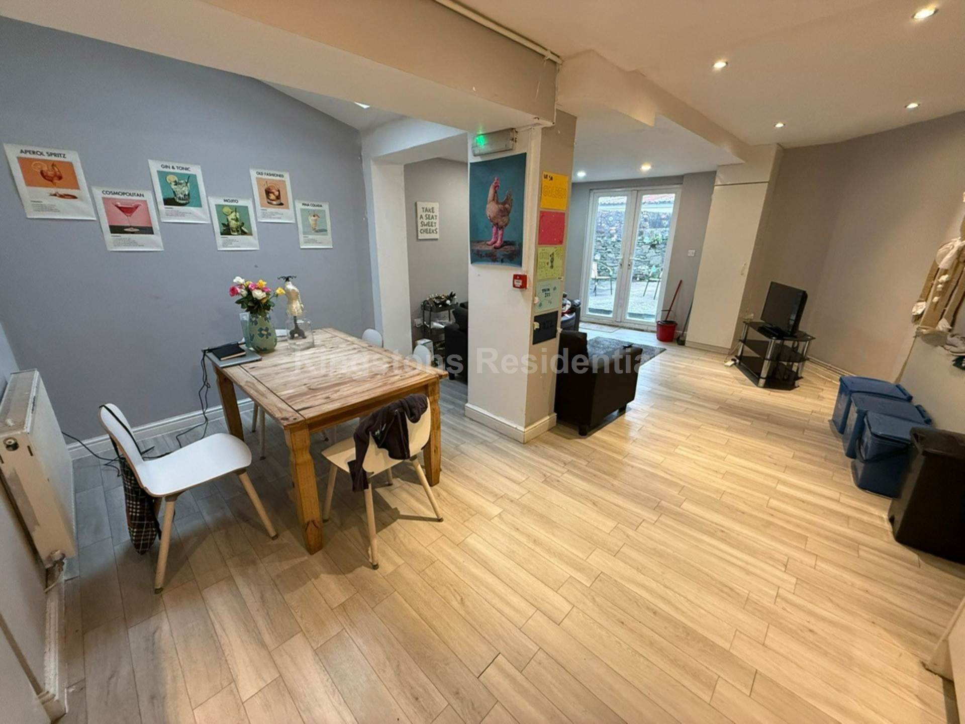 8 bed Mid Terraced House for rent in Cardiff. From Kingston Residential - Head Office