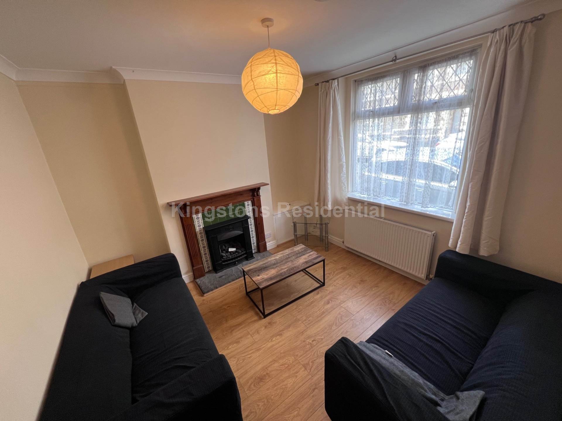 4 bed Mid Terraced House for rent in Cardiff. From Kingston Residential - Head Office