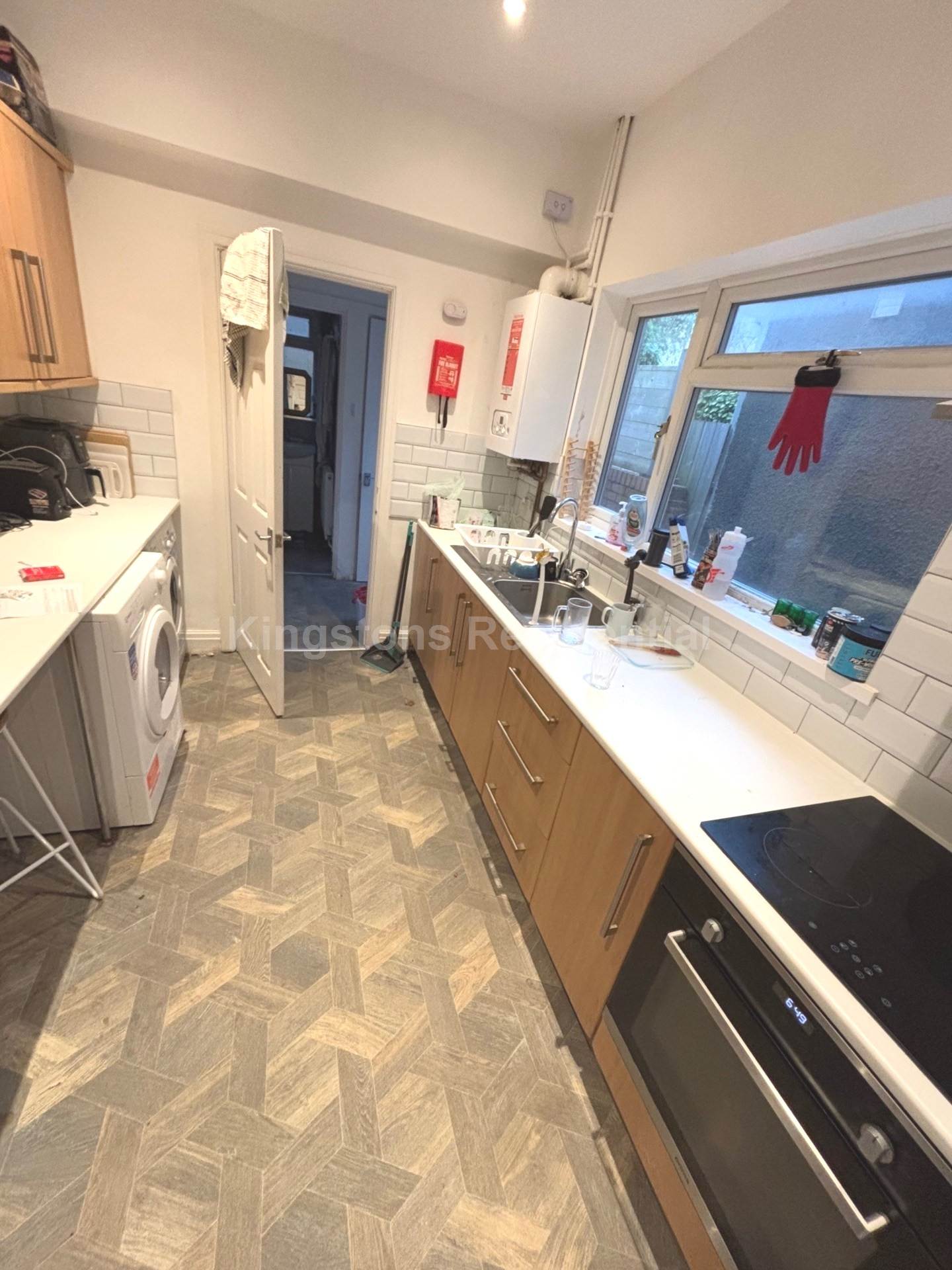 4 bed Mid Terraced House for rent in Cardiff. From Kingston Residential - Head Office