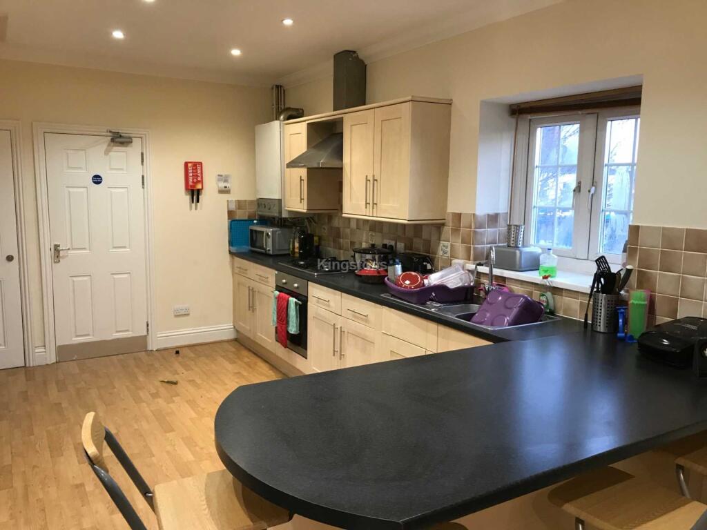 5 bed Annexe for rent in Cardiff. From Kingstons - Cardiff