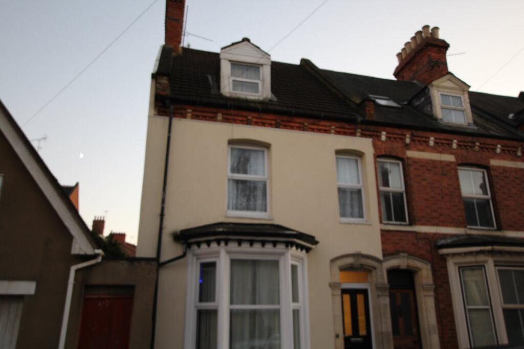 5 bed Mid Terraced House for rent in Northampton. From Miltons - Northampton 5 bed Mid Terraced House for rent in Northampton. From Miltons - Northampton
