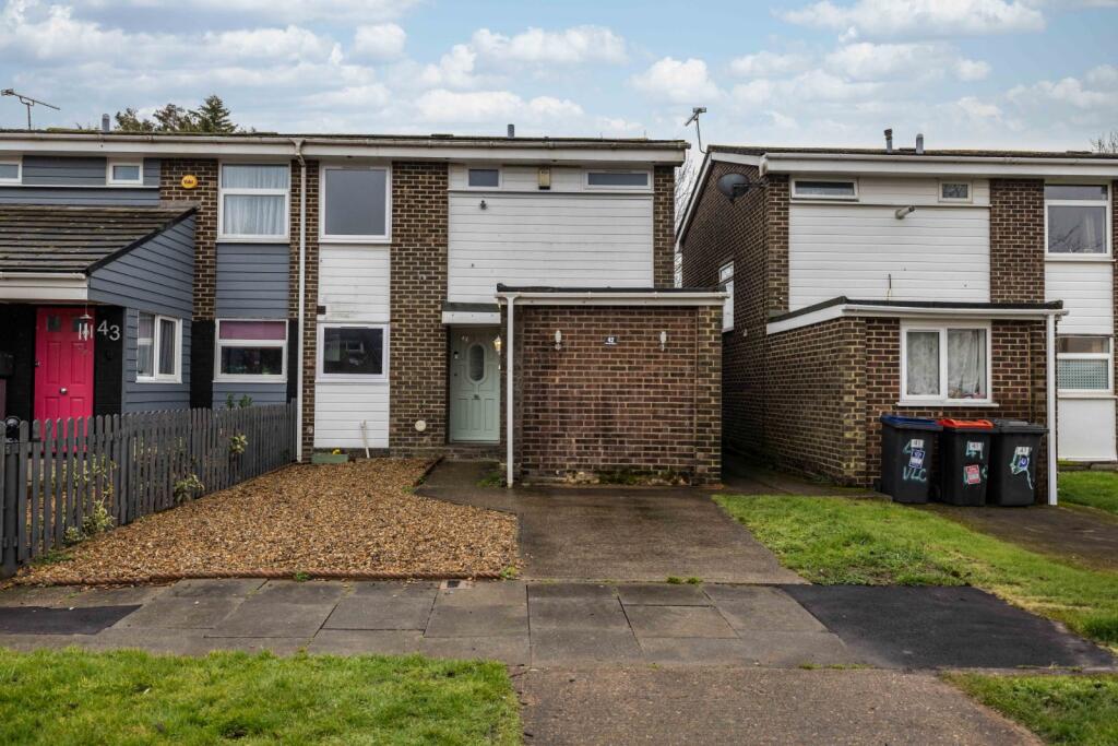 4 bed Semi Detached for rent in Tyler Hill. From Miles & Barr - Canterbury 4 bed Semi Detached for rent in Tyler Hill. From Miles & Barr - Canterbury