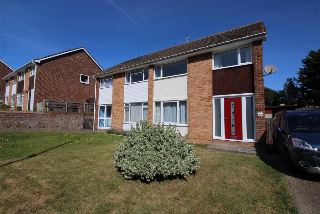 5 bed Semi Detached for rent in Canterbury. From Miles & Barr - Canterbury