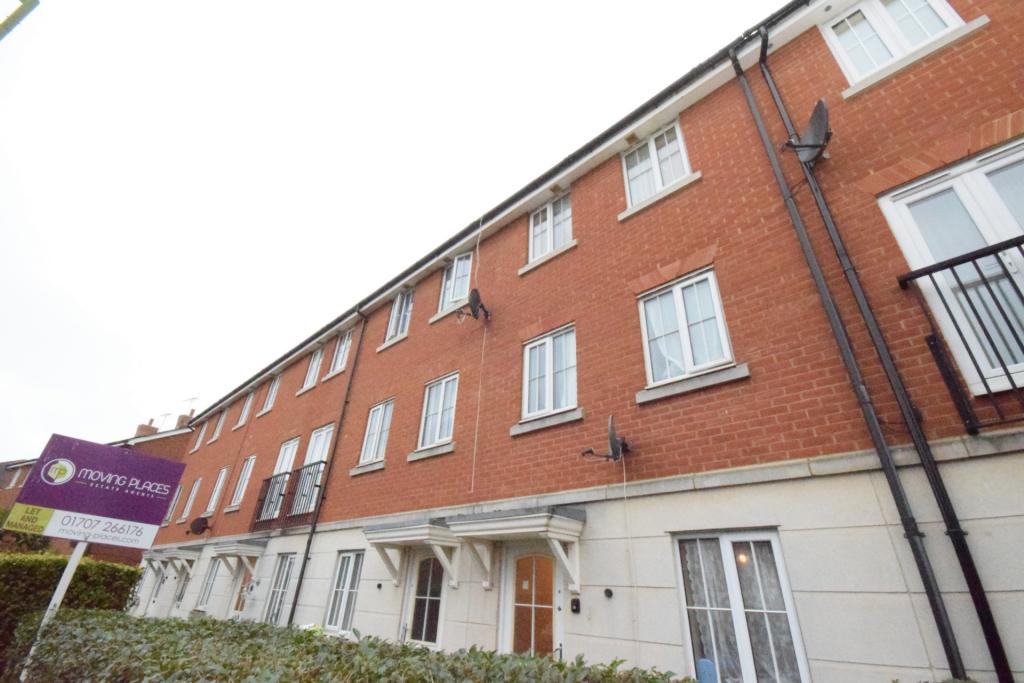 5 bed Detached for rent in Hatfield. From Moving Places - Hatfield