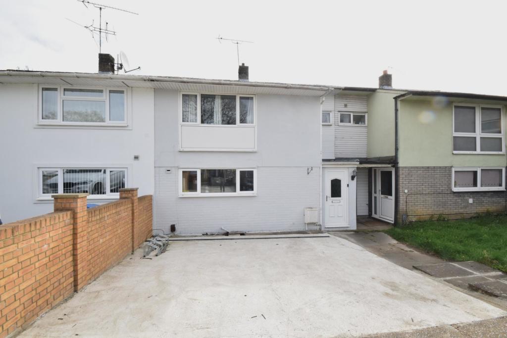 4 bed Mid Terraced House for rent in Hatfield. From Moving Places - Hatfield