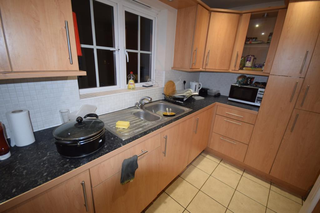 3 bed Town House for rent in Hatfield. From Moving Places - Hatfield