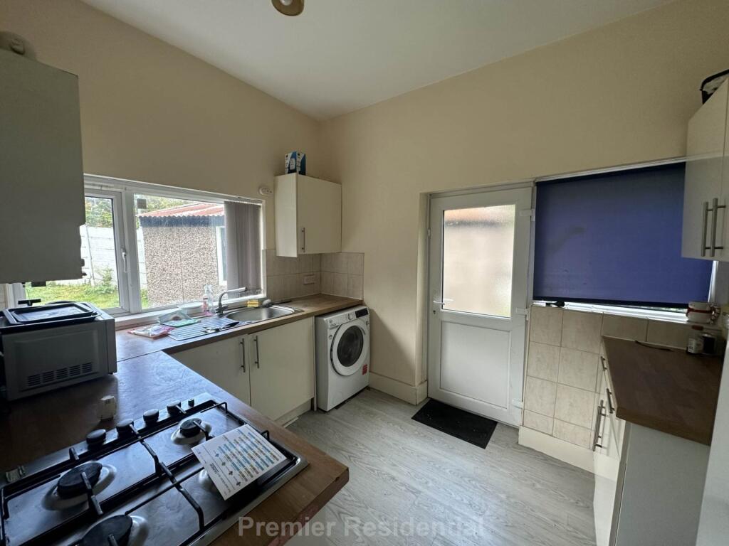4 bed Semi Detached for rent in Manchester. From Premier Residential Lettings Ltd - Manchester