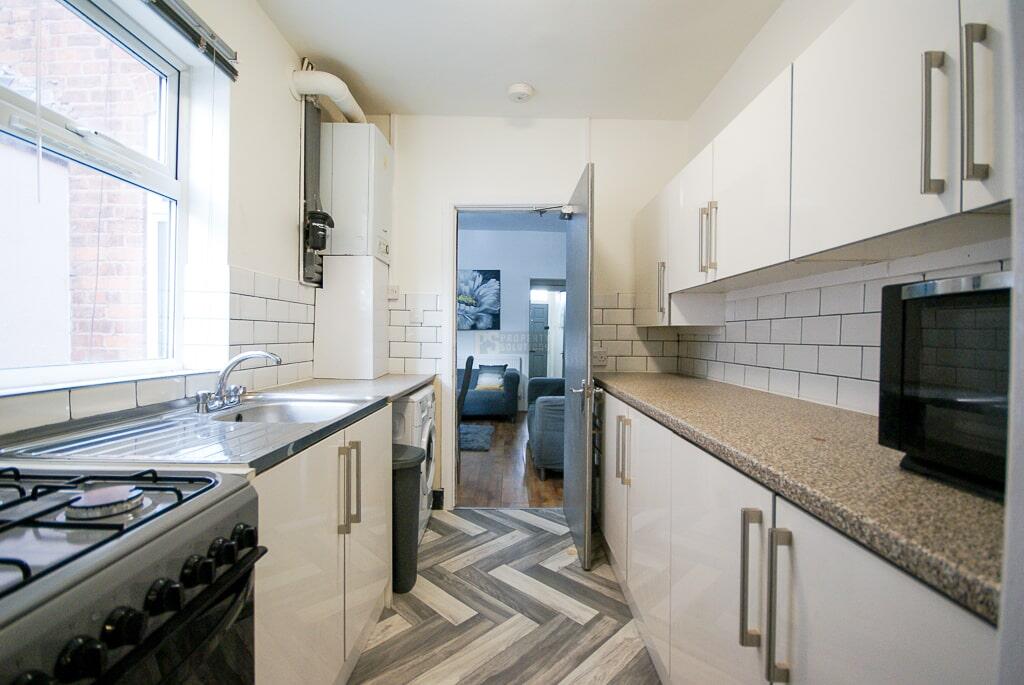 4 bed Mid Terraced House for rent in Birmingham. From Property Solutions - Birmingham