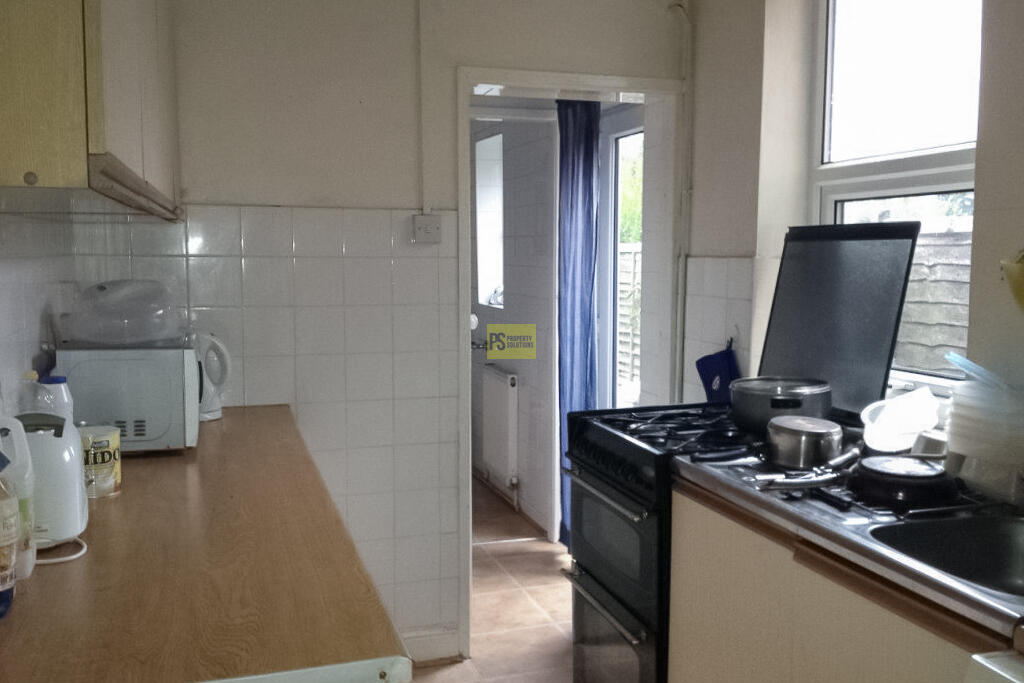 4 bed Mid Terraced House for rent in Birmingham. From Property Solutions - Birmingham 4 bed Mid Terraced House for rent in Birmingham. From Property Solutions - Birmingham