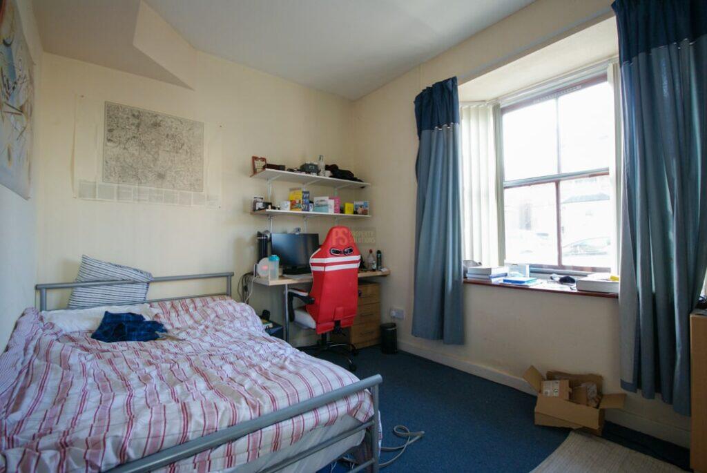 6 bed Mid Terraced House for rent in Birmingham. From Property Solutions - Birmingham