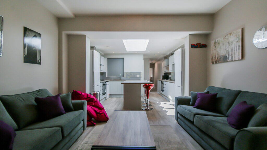 7 bed Mid Terraced House for rent in Birmingham. From Property Solutions - Birmingham 7 bed Mid Terraced House for rent in Birmingham. From Property Solutions - Birmingham