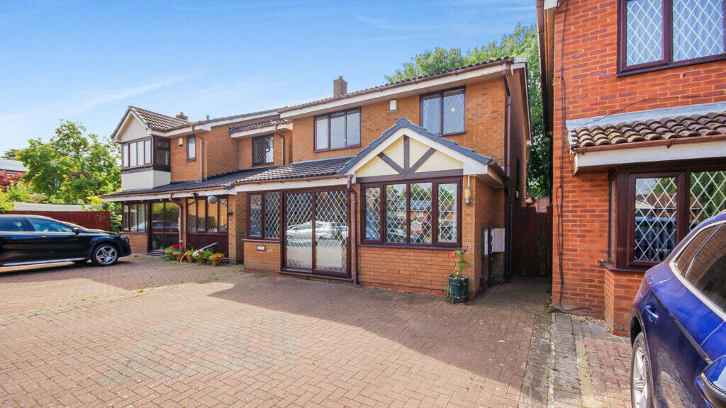 5 bed Detached for rent in Birmingham. From Property Solutions - Birmingham 5 bed Detached for rent in Birmingham. From Property Solutions - Birmingham