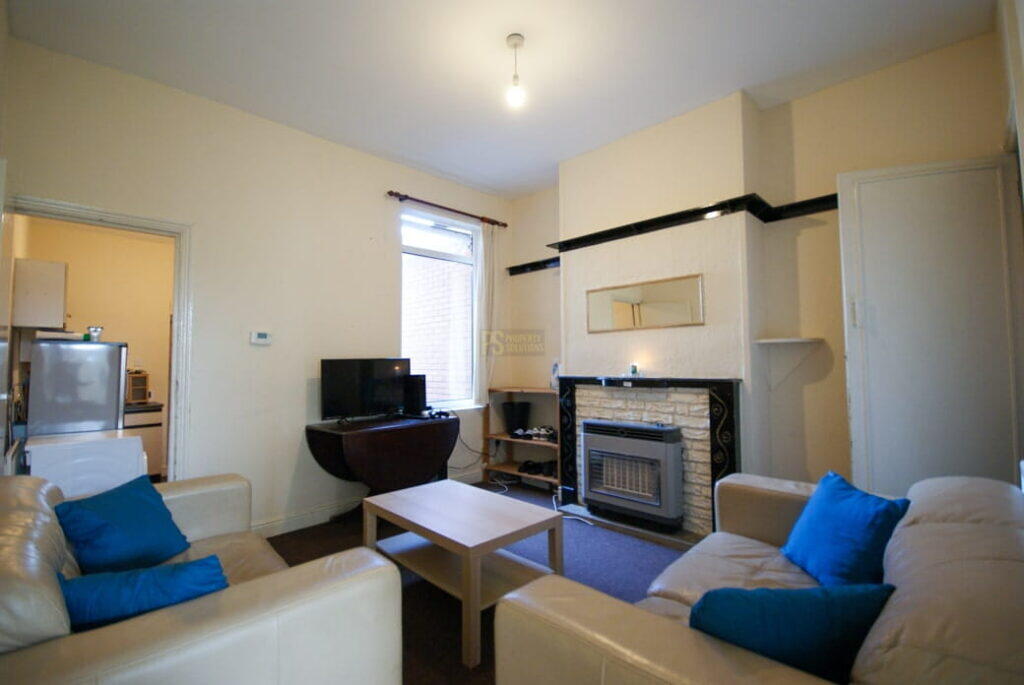 3 bed Mid Terraced House for rent in Birmingham. From Property Solutions - Birmingham 3 bed Mid Terraced House for rent in Birmingham. From Property Solutions - Birmingham